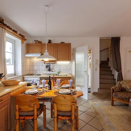 Haus Boddenperle Nr 6 * 징스트